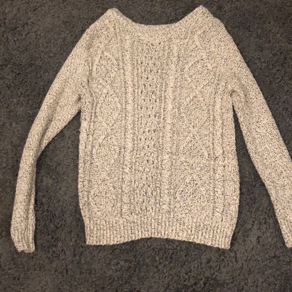 Cute gray sweater